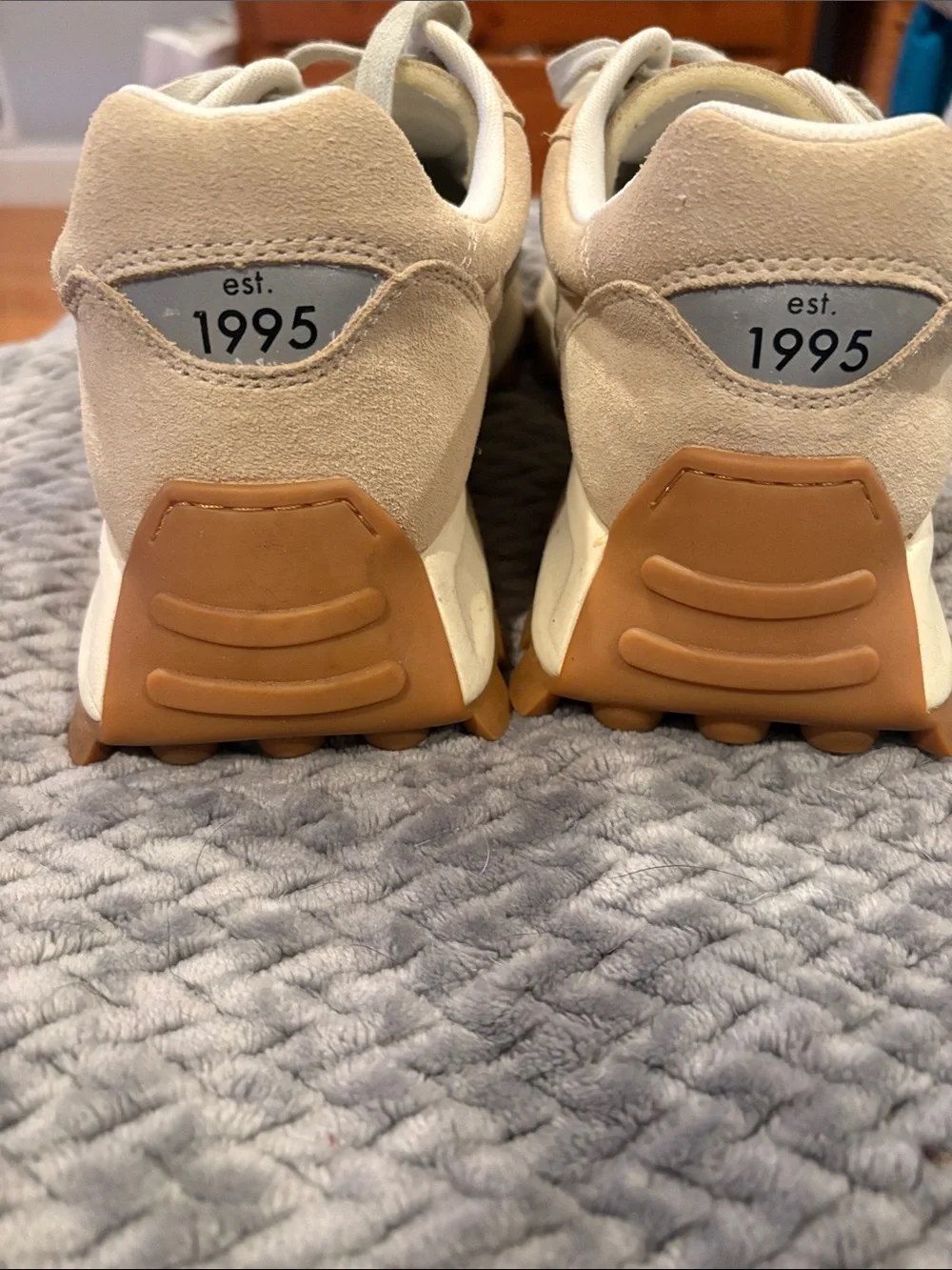 Liu Jo Men's Beige, Cream & Taupe Mesh Suede Sneakers